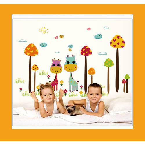 Tamanhos, Medidas e Dimensões do produto Adesivo Decorativo Infantil Criança Jardim Cogumelo Girafa para Parede Vidro Armario