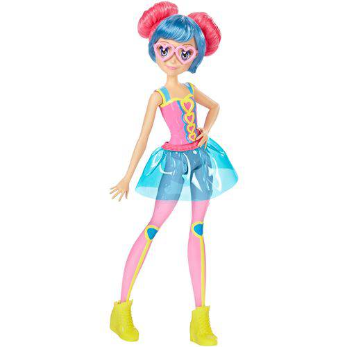 Tamanhos, Medidas e Dimensões do produto Barbie - Amigas - Vídeo Game Hero - Óculos e Cabelo Rosa Dtw04/Dtw06