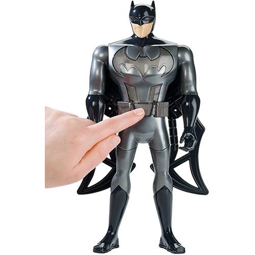 Tamanhos, Medidas e Dimensões do produto Boneco Batman: Liga da Justiça - Figura Luzes e Sons - Mattel
