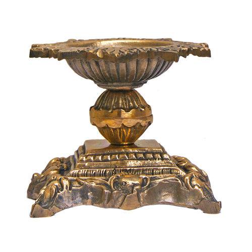 Tamanhos, Medidas e Dimensões do produto Castiçal em Bronze Vela Sete Dias