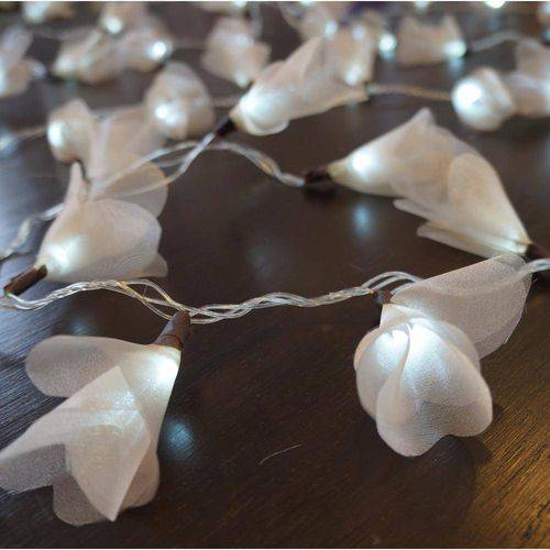 Tamanhos, Medidas e Dimensões do produto Fio de Luz com Flores em Organza Nude 50 Lâmpadas Crie Casa