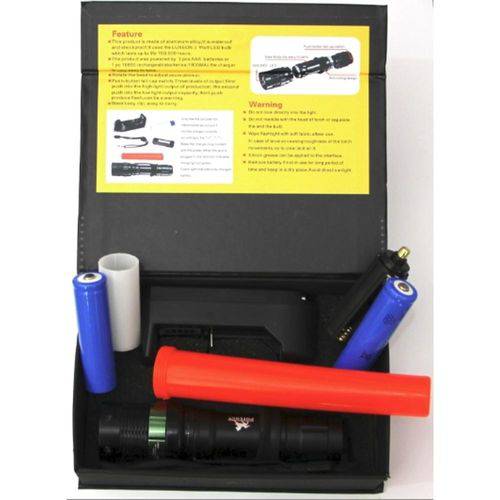 Tamanhos, Medidas e Dimensões do produto Kit Lanterna Tatica Led Police 380000w Recarregavel + 2 Baterias e Carregador