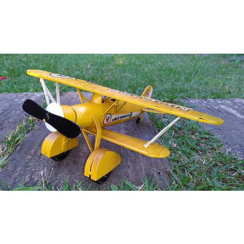 Tamanhos, Medidas e Dimensões do produto Miniatura Avião 30 Cm - Monomotor Amarelo - Estilo Retrô Vintage