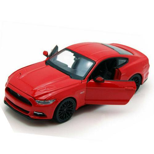 Tamanhos, Medidas e Dimensões do produto Miniatura Carro de Coleção Ford Mustang GT 2015 Escala 1/24 Cor Vermelho