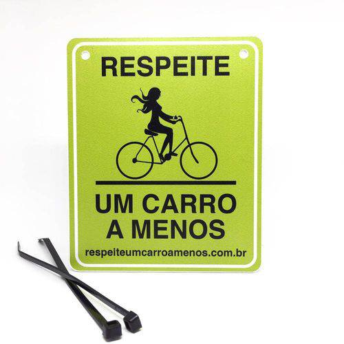 Tamanhos, Medidas e Dimensões do produto Placa de Sinalização "Respeite um Carro a Menos" Feminina Verde para Bicicleta Comum