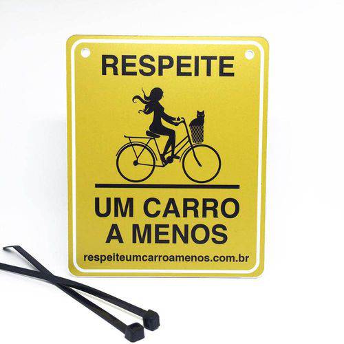 Tamanhos, Medidas e Dimensões do produto Placa de Sinalização "Respeite um Carro a Menos" Masculino Amarelo para Bicicleta com Gatinho