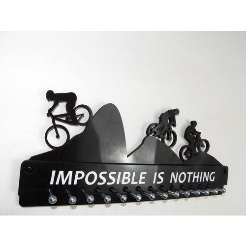 Tamanhos, Medidas e Dimensões do produto Porta Medalhas Mountain Bike para 50 Medalhas com Adesivo Impossible Is Nothing na Cor Branca