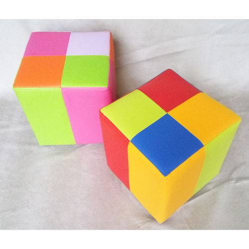 Tamanhos, Medidas e Dimensões do produto Puff Infantil Colorido Courino 34x30x30 - só Decorativas